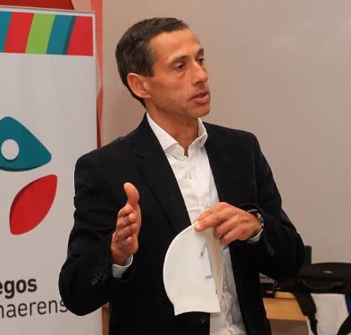 Dr. Alejandro Vilchez