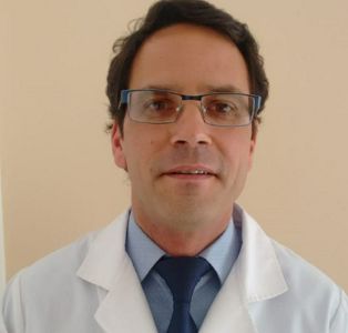 Dr. Esteban San Dámasso