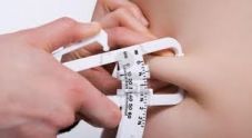 Comparación del IMC y grasa corporal en adolescentes