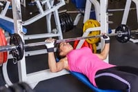 Cómo el ciclo menstrual puede incidir en el entrenamiento de fuerza en las mujeres.