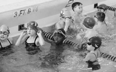 Enseñar a nadar a los niños: cómo impartir lecciones de natación eficaces